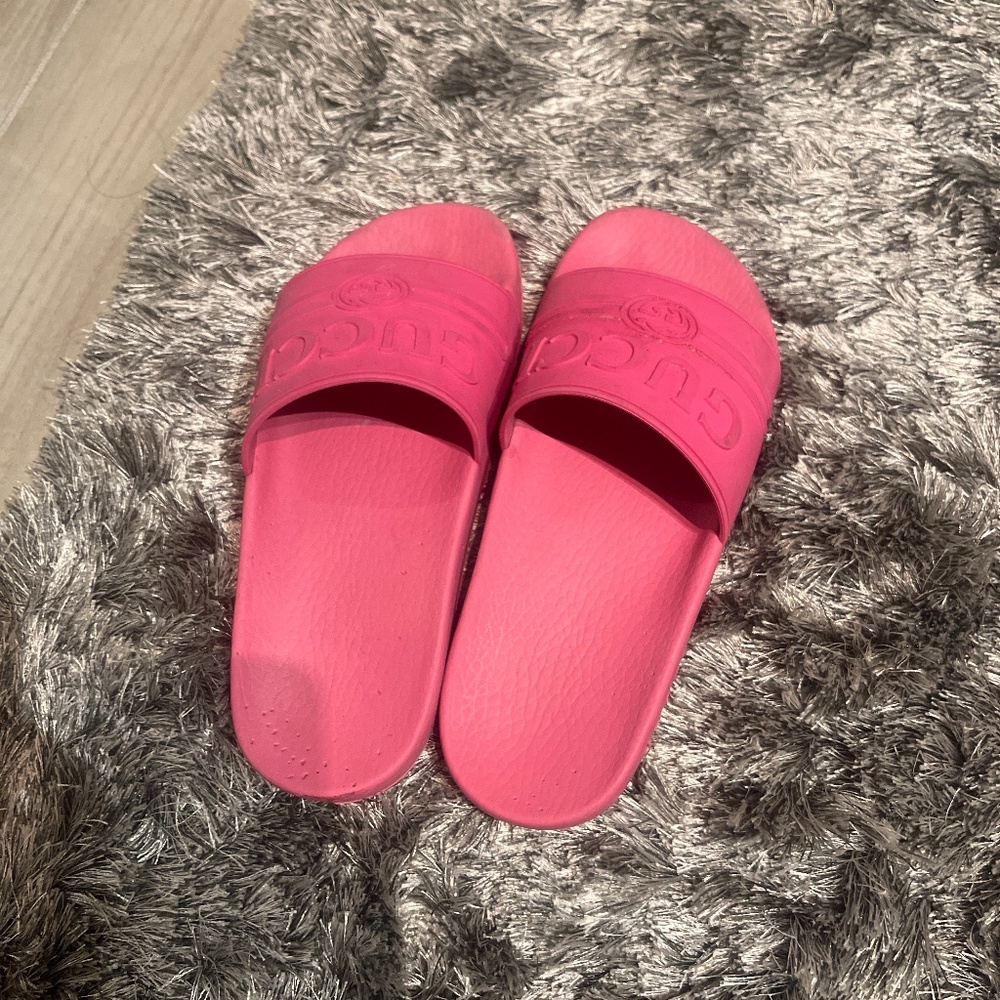 Gucci slides